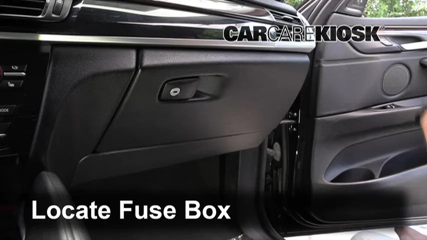 2015 BMW X6 xDrive35i 3.0L 6 Cyl. Turbo Fuse (Interior)